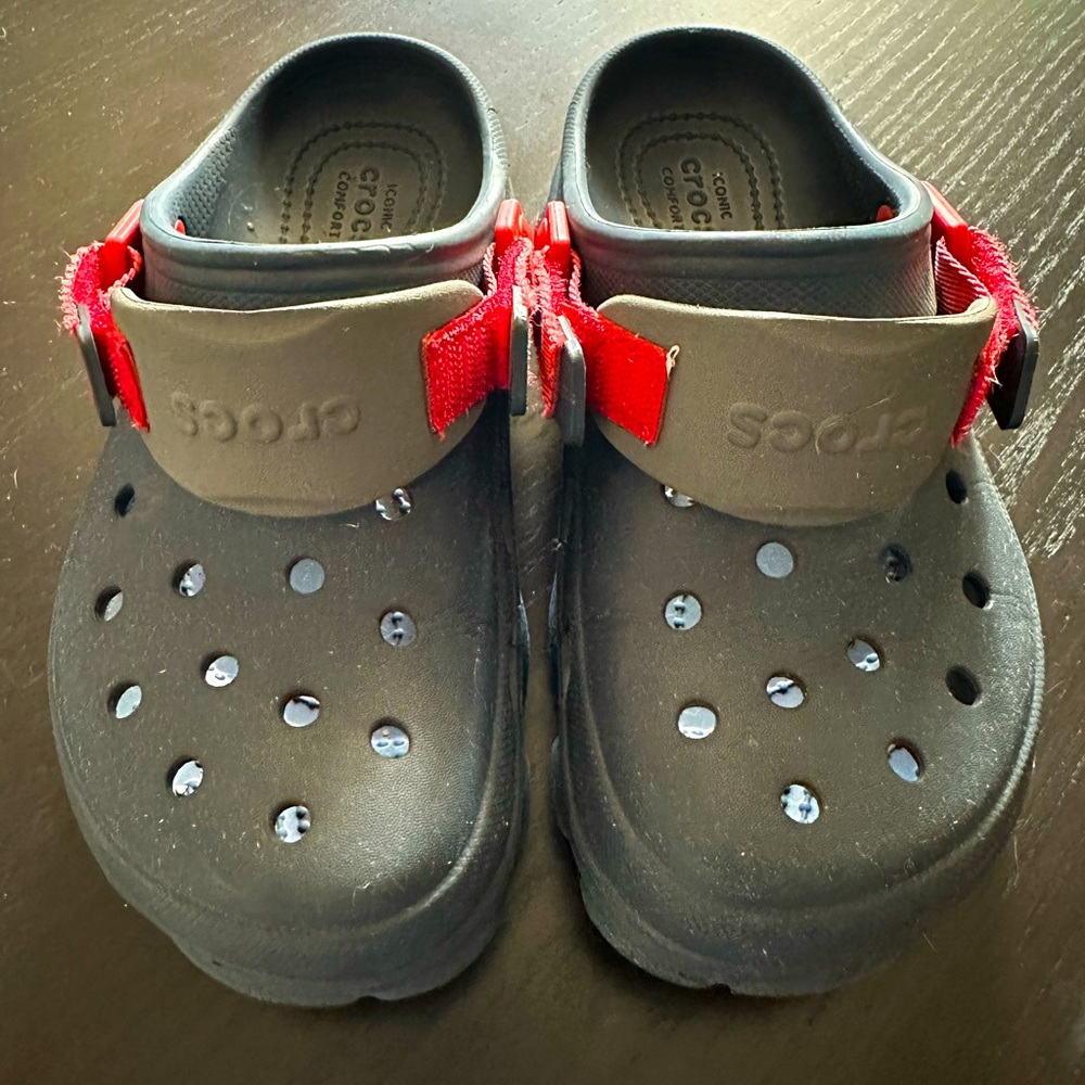 Crocs navy blue kids size 4